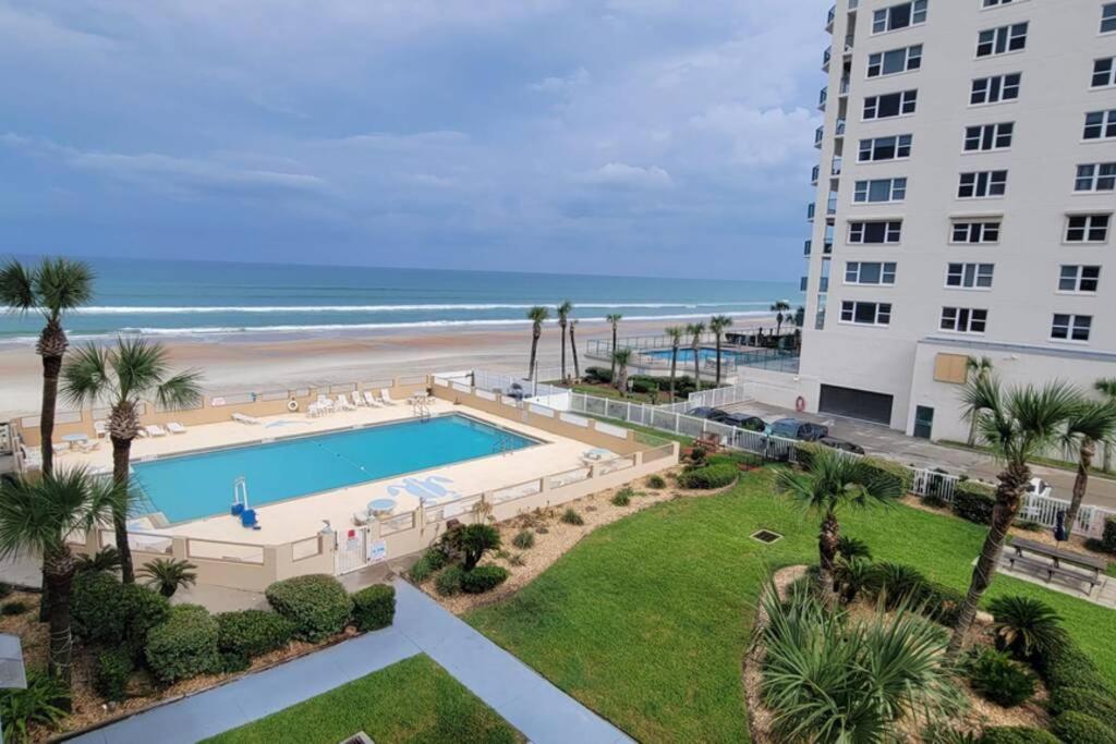 Beachfront/Ocean View Condo - Daytona Beach Exterior photo